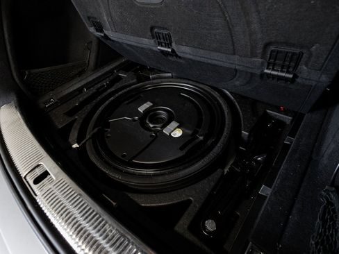 Used 2022 Audi SQ5 Premium Plus image 31