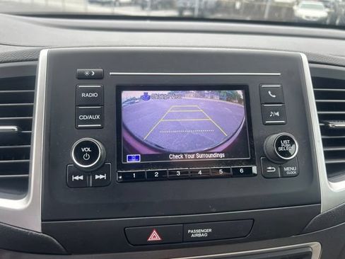 Used 2017 Honda Ridgeline RTL image 10