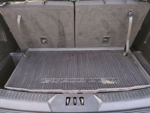 Used 2020 Ford Explorer XLT w/ Class III Trailer Tow Package image 33