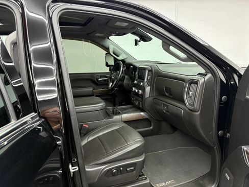 Used 2023 GMC Sierra 2500 Denali w/ Denali Ultimate Package image 13