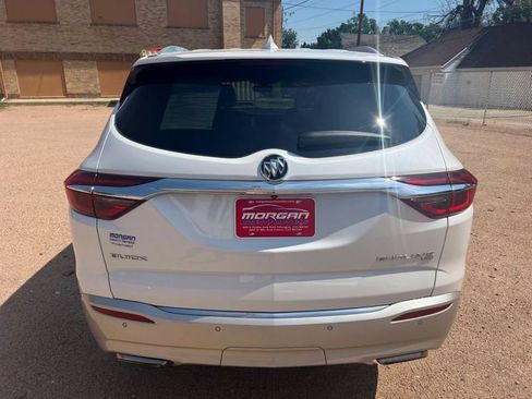 Used 2018 Buick Enclave Essence AWD/4WD image 6