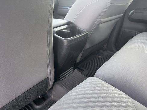 Used 2022 Toyota Tacoma SR image 12