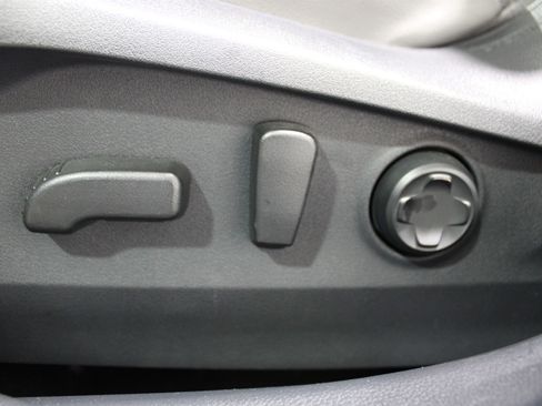 Certified 2025 Subaru Legacy Limited image 4