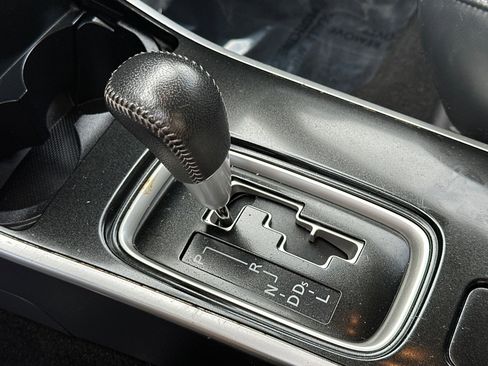 Used 2020 Mitsubishi Outlander SEL image 34