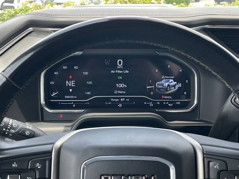 Used 2024 GMC Sierra 2500 Denali w/ Technology Package AWD/4WD image 15