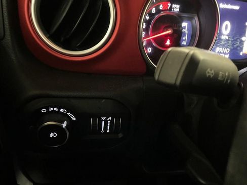 Used 2020 Jeep Wrangler Unlimited Rubicon AWD/4WD image 23