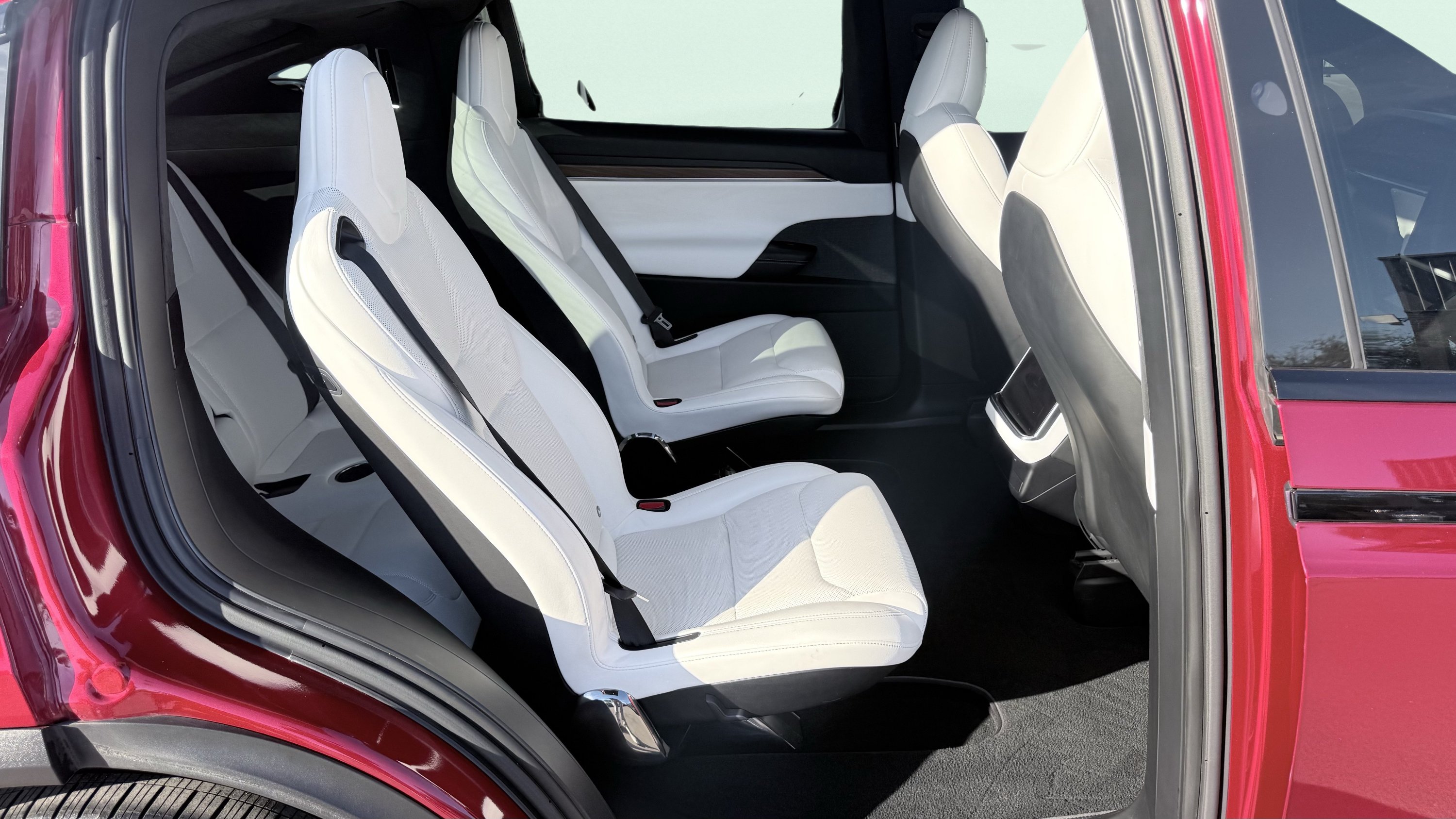 Used 2023 Tesla Model X AWD/4WD image 37