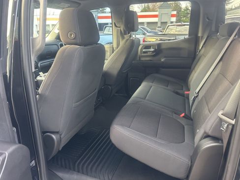 Used 2021 Chevrolet Silverado 1500 LT AWD/4WD image 17