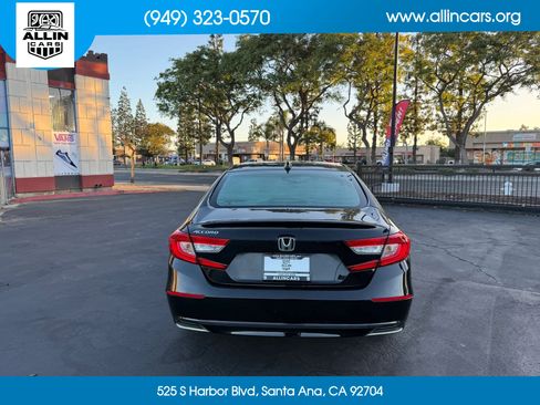 Used 2018 Honda Accord LX image 5