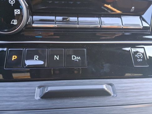 New 2026 Nissan Armada SL w/ Captain's Chari Seat Package image 21