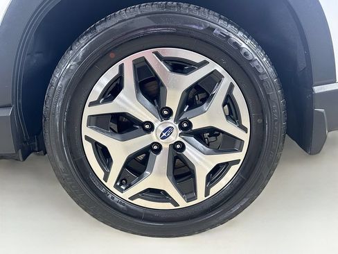 Certified 2023 Subaru Forester Premium AWD/4WD image 27