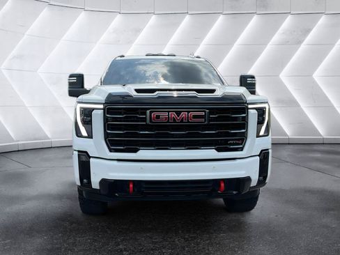 Used 2025 GMC Sierra 2500 AT4 w/ AT4 Premium Plus Package AWD/4WD image 2