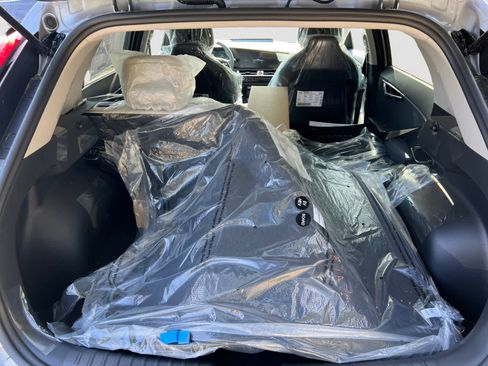 New 2025 Kia Niro EX image 5