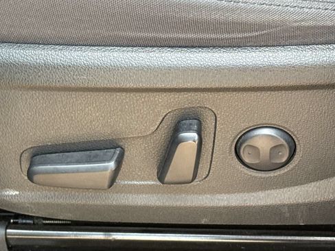 Used 2023 Hyundai Santa Fe SEL FWD image 19