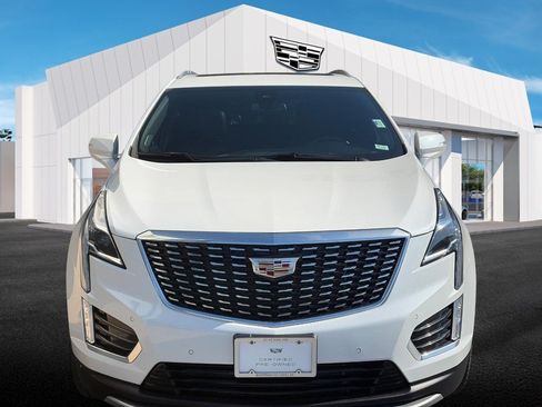 Used 2024 Cadillac XT5 Premium Luxury FWD image 2