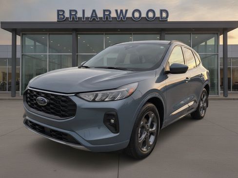 Used 2023 Ford Escape ST-Line Select w/ Tech Pack #1 AWD/4WD image 1