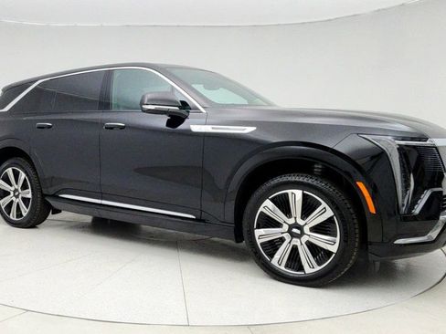 Used 2025 Cadillac Escalade IQ Luxury 2 image 3