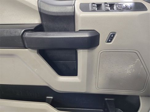 Used 2017 Ford F250 XL w/ Power Equipment Group image 23