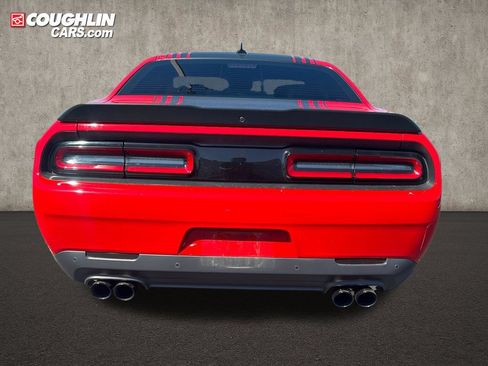 Used 2016 Dodge Challenger R/T Scat Pack RWD image 7