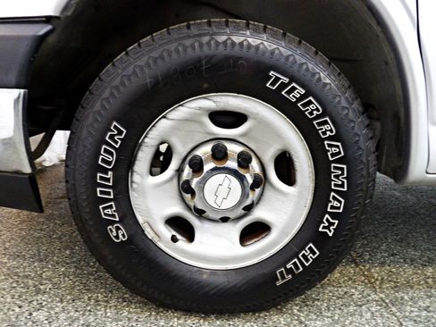 Used 2019 Chevrolet Express 3500 LT w/ LT Preferred Equipment Group RWD image 14