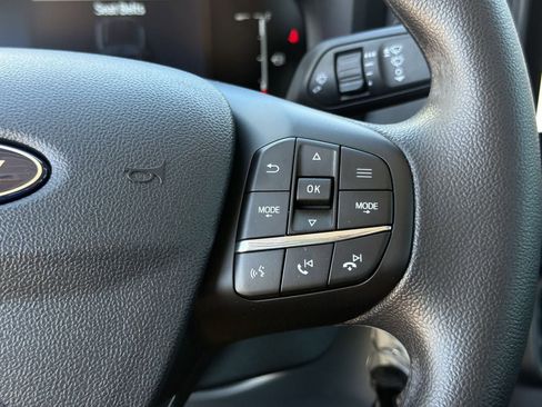 New 2025 Ford Maverick XL w/ Equipment Group 102A image 44