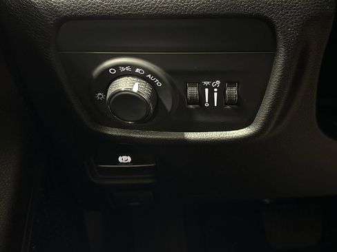 New 2026 Jeep Grand Cherokee L 4WD image 19
