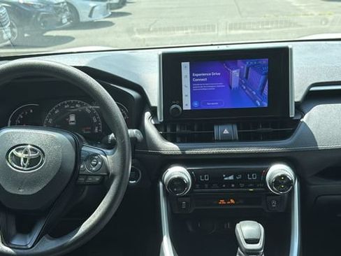 Certified 2025 Toyota RAV4 XLE AWD/4WD image 24