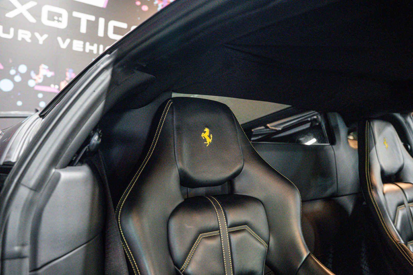 Used 2016 Ferrari 488 GTB RWD image 10