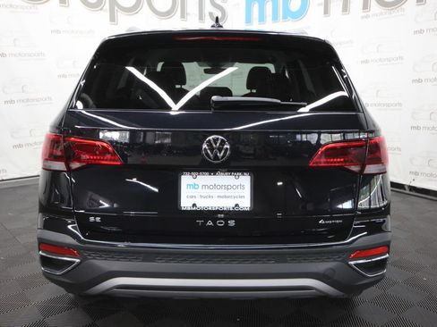 Used 2024 Volkswagen Taos SE AWD/4WD image 5