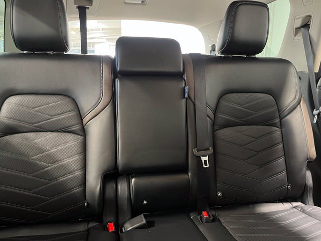 Used 2023 Nissan Pathfinder Platinum w/ Cargo Package FWD image 12