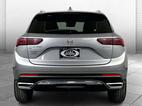 Used 2025 Buick Envision Preferred image 3