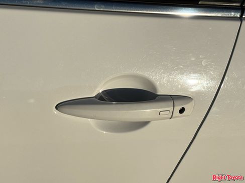 Used 2022 Nissan Sentra SV FWD image 10