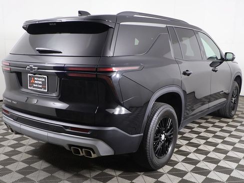 Used 2026 Chevrolet Traverse LT w/ Driver Confidence Package AWD/4WD image 12