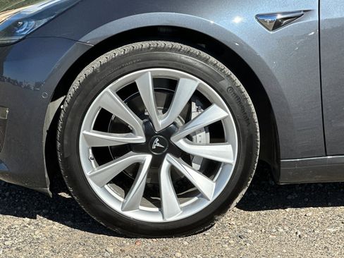 Used 2018 Tesla Model 3 image 23