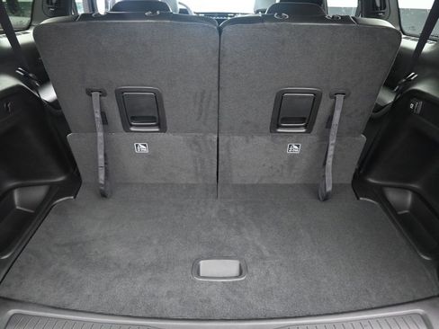 New 2025 Jeep Grand Cherokee L Limited w/ Black Appearance Package image 24