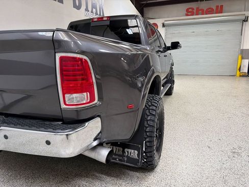Used 2014 RAM 3500 Laramie w/ Convenience Group AWD/4WD image 38