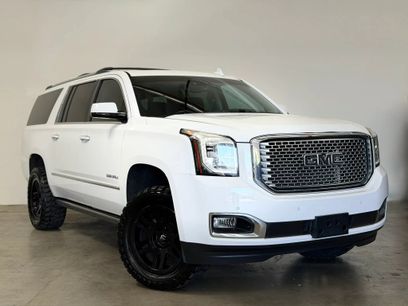 Used 2015 GMC Yukon XL Denali w/ Premium Package