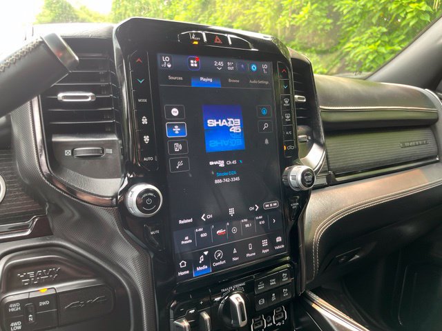 Used 2023 RAM 2500 Limited AWD/4WD image 28