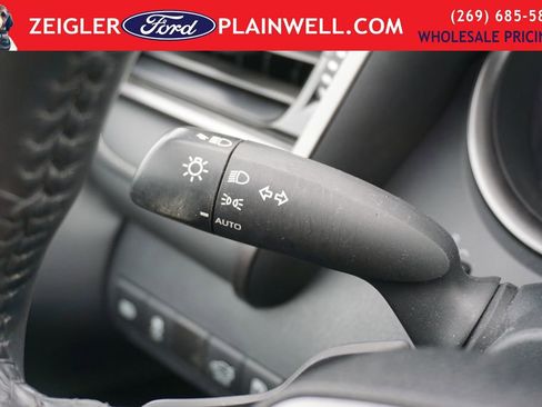 Used 2024 Toyota Camry SE image 24