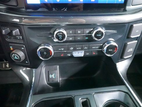 Used 2022 Ford F150 XLT w/ Equipment Group 302A High AWD/4WD image 18