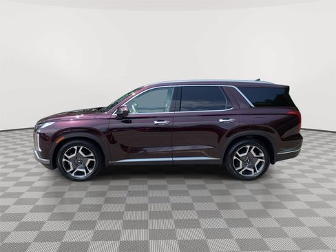 Used 2024 Hyundai Palisade Limited AWD/4WD image 2