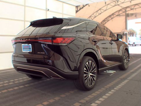 Used 2024 Lexus RX 350 Premium Plus w/ Convenience Package FWD image 3
