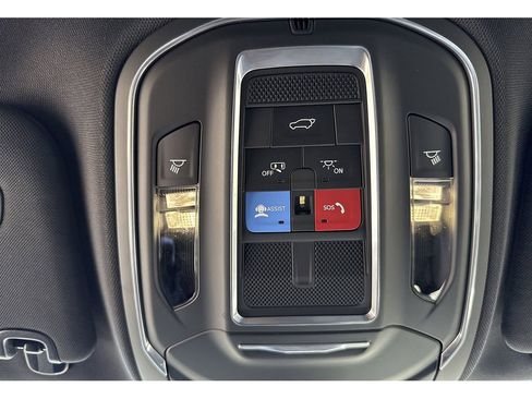 New 2026 Jeep Cherokee Limited AWD/4WD image 15