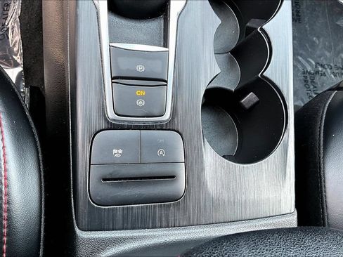 Certified 2025 Ford Escape ST-Line FWD image 17