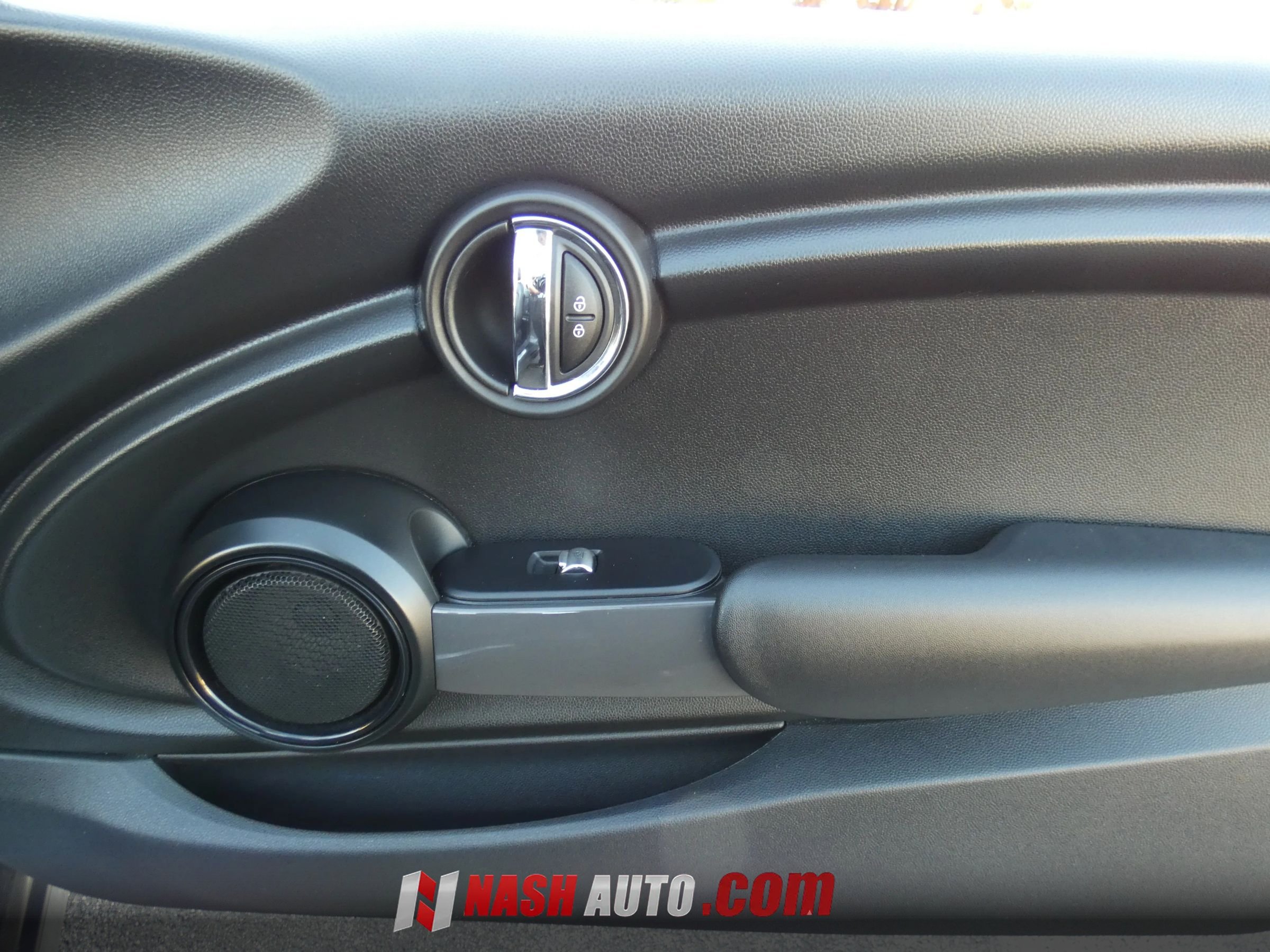 Used 2019 MINI Cooper Convertible FWD image 30