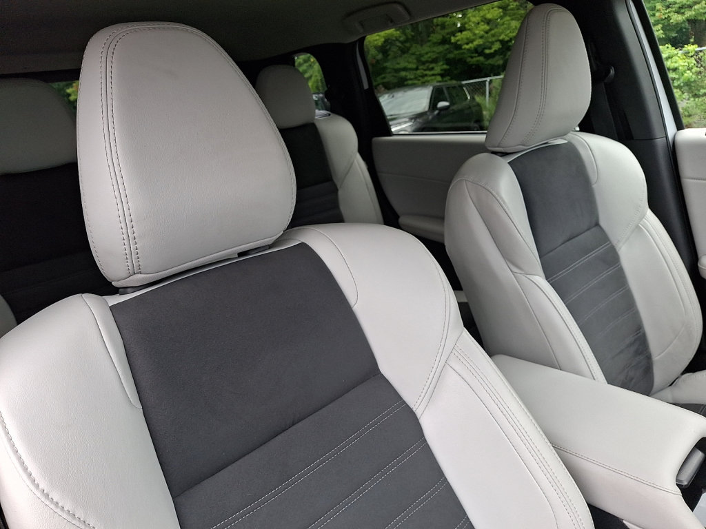 Used 2025 Mitsubishi Outlander SE AWD/4WD image 13