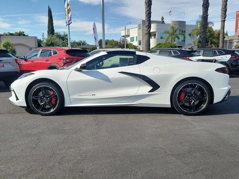 Used 2022 Chevrolet Corvette Stingray Preferred Cpe w/ Z51 Performance Package RWD image 32