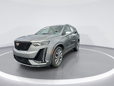 Used 2024 Cadillac XT6 Sport image 4