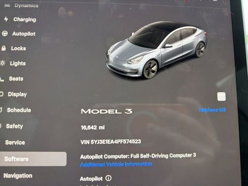 Used 2023 Tesla Model 3 Standard Range image 7