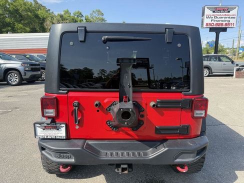 Used 2017 Jeep Wrangler Unlimited Rubicon AWD/4WD image 6
